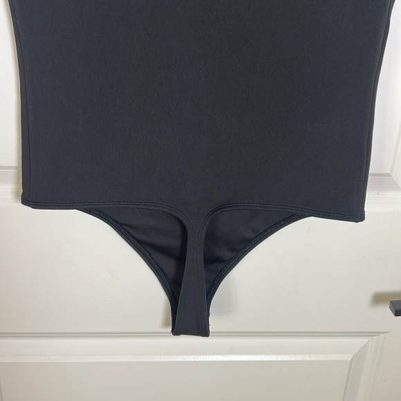 Express Body Contour Black Mesh Yoke sleeveless Bodysuit Size M - Picture 5 of 6